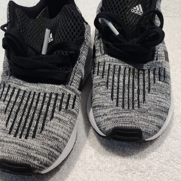 Adidas Kids Black and Gray Sneakers - Picture 4 of 5
